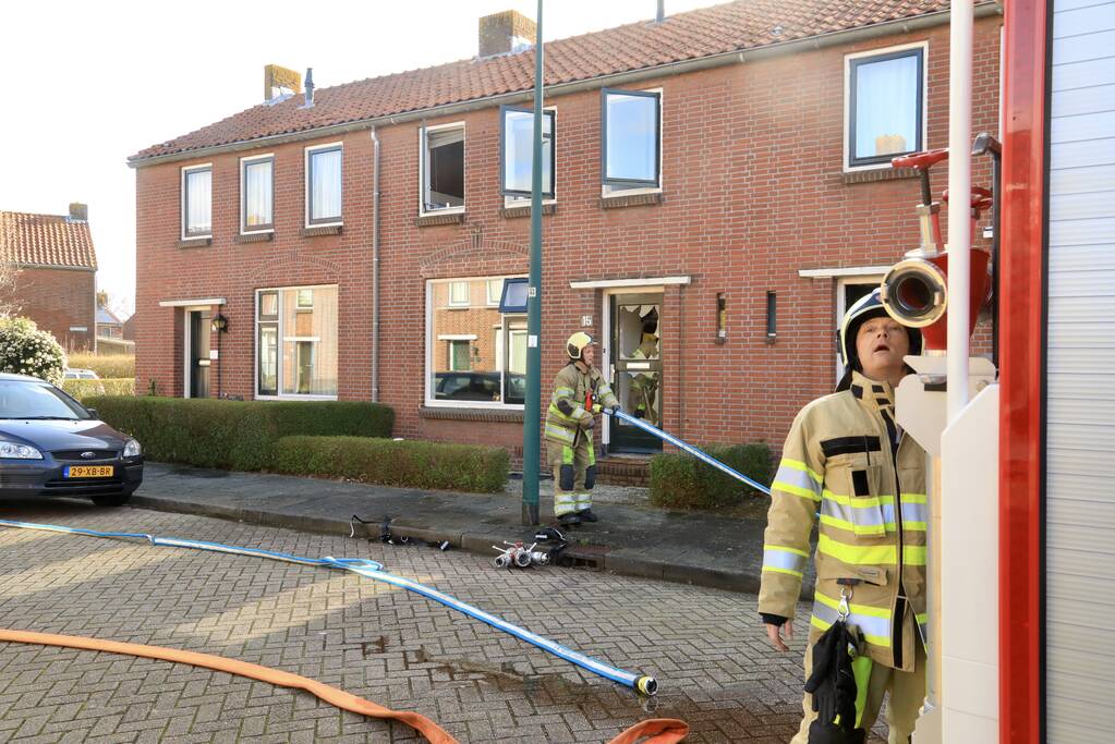 Enorme schade bij uitslaande keukenbrand