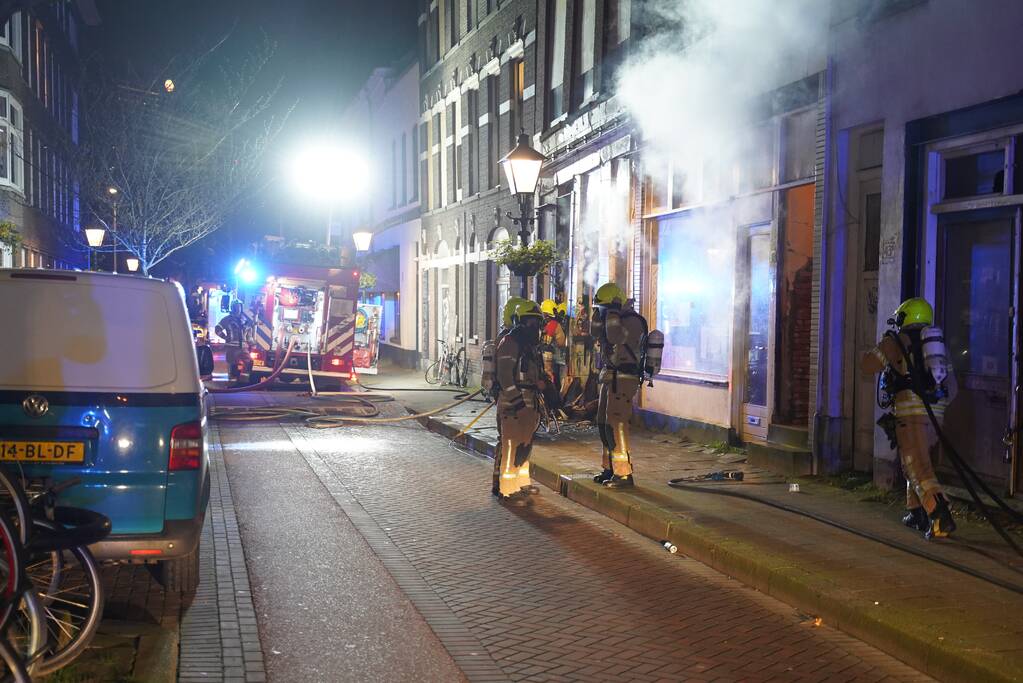 Drie gewonden na uitslaande brand in kraakpand