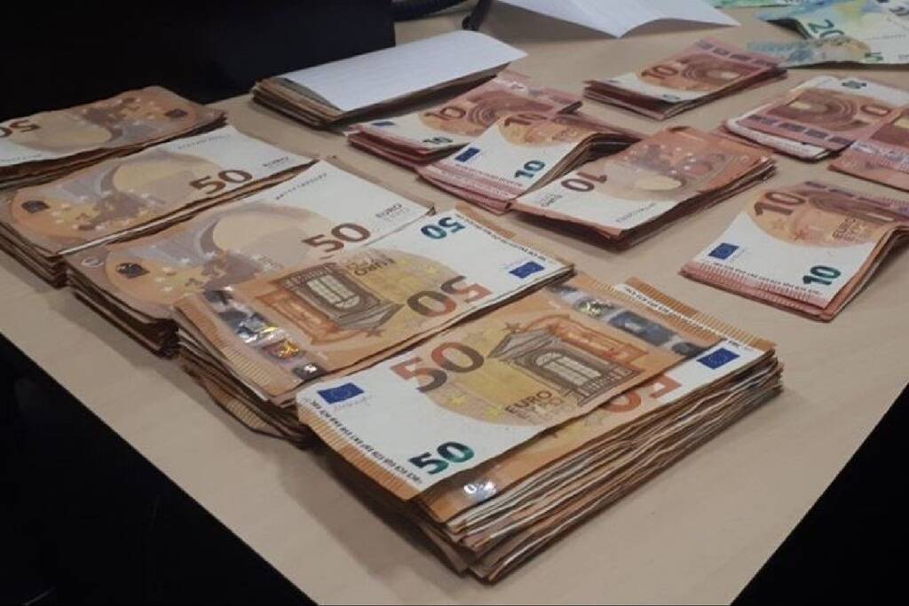 Vier aanhoudingen na drugsoverlast in Leuderkwartier