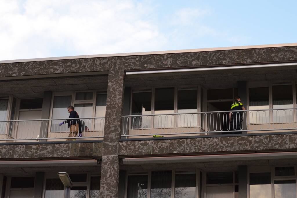 Man overleden bij steekpartij in woning