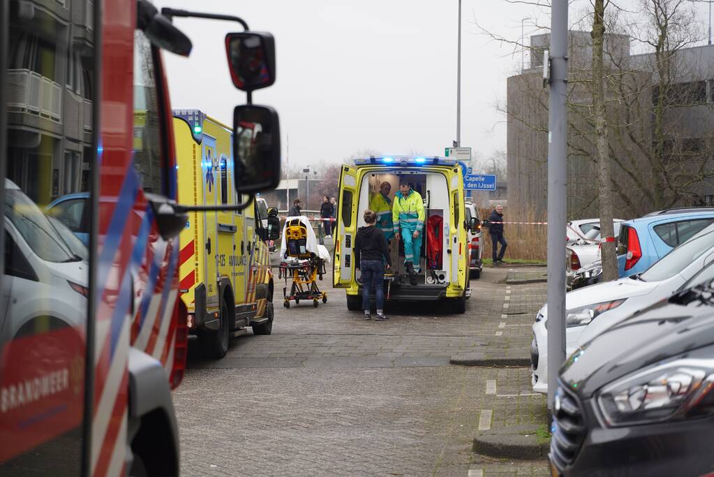 Vrouw uit woning gered bij uitslaande brand in Oosterflank