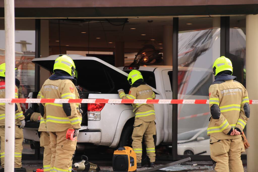 Pick-up wagen ramt pui gemeentehuis
