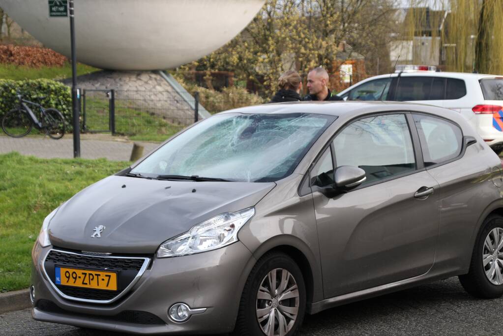 Fietser gewond bij aanrijding met auto