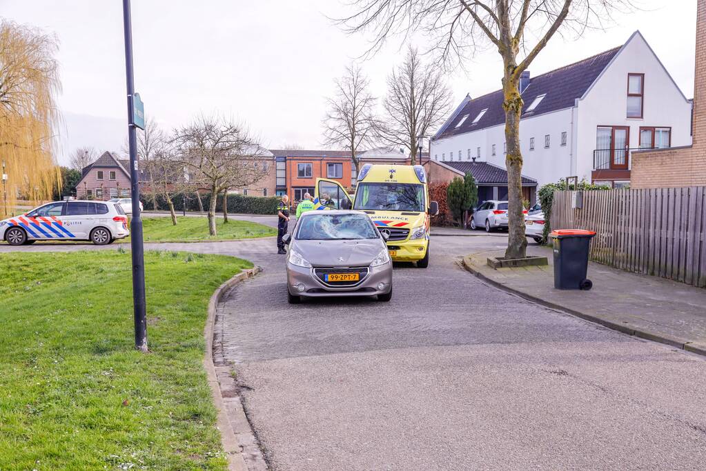 Fietser gewond bij aanrijding met auto