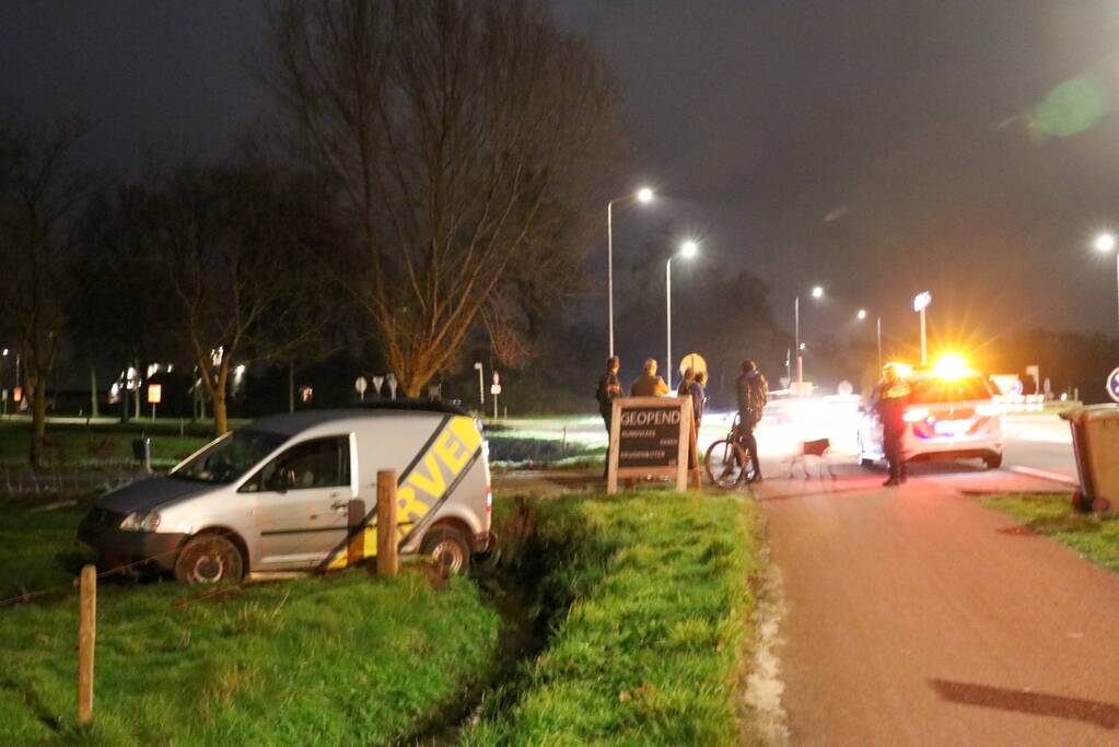 Bestuurder vlucht na ongeval