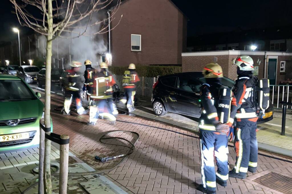 Auto flink beschadigd na brand