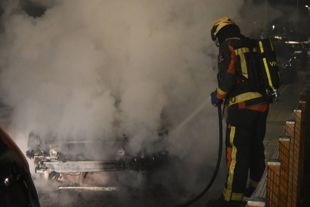 Auto flink beschadigd na brand