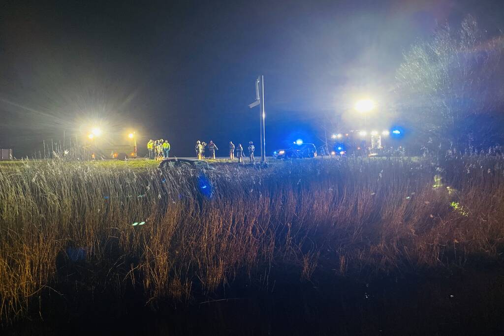 Bestuurder spoorloos na eenzijdig ongeval