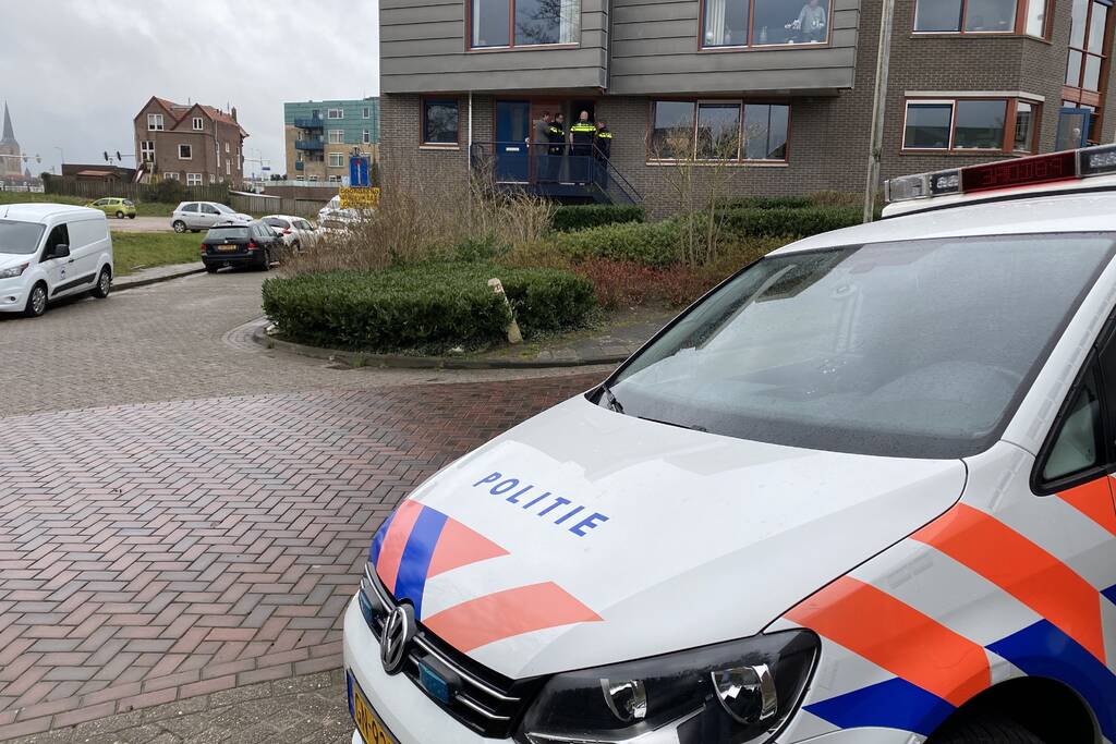 Overleden persoon aangetroffen in woning