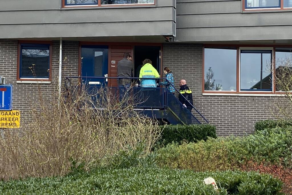Overleden persoon aangetroffen in woning