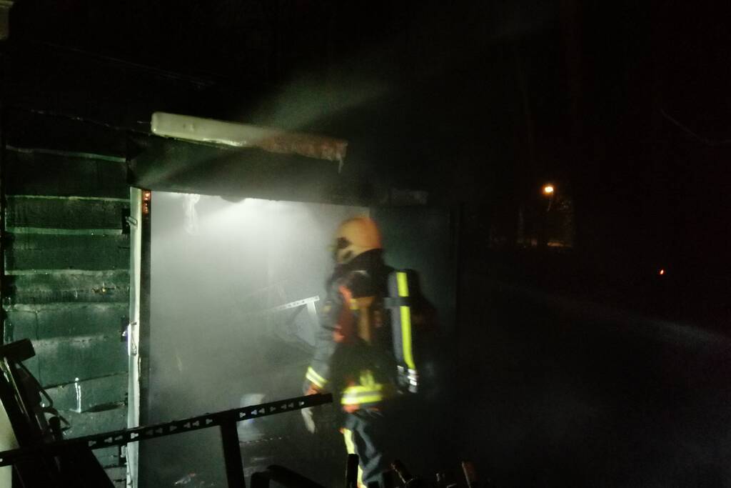 Flinke brand bij opslagplaats Theehuis De Leidsehout