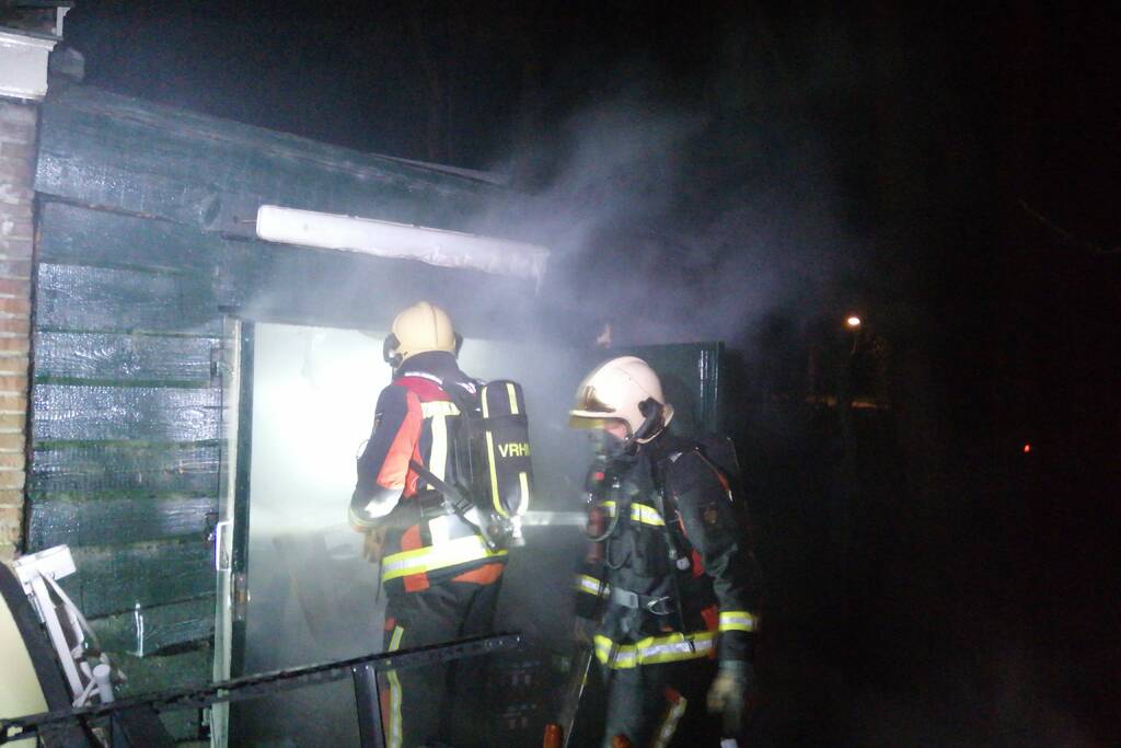Flinke brand bij opslagplaats Theehuis De Leidsehout