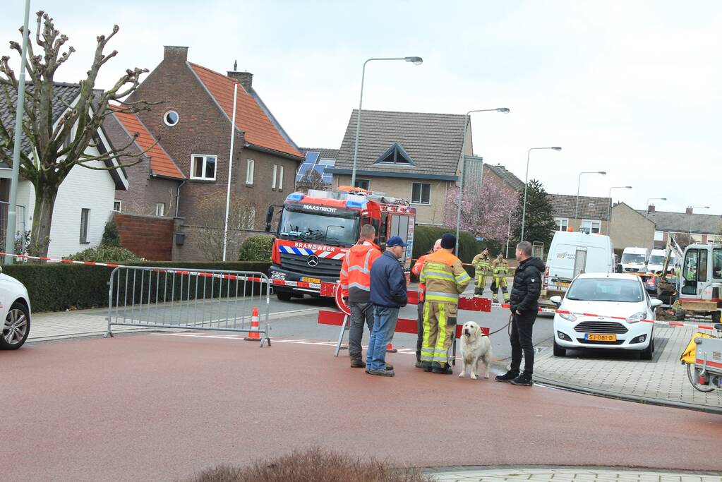 Straat afgesloten door lek in gasleiding