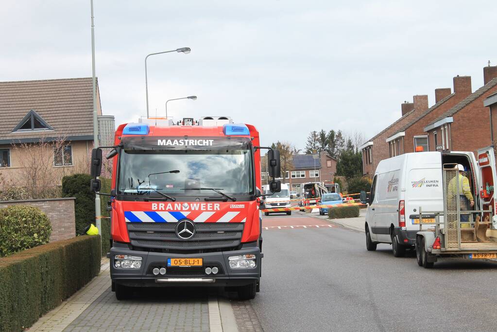 Straat afgesloten door lek in gasleiding