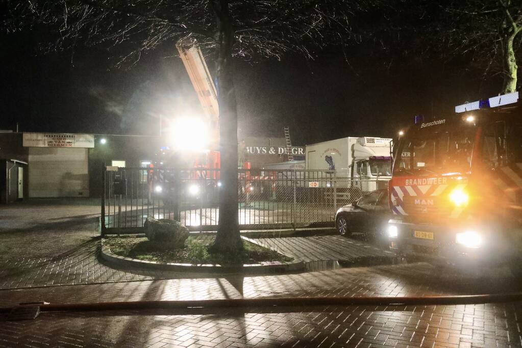 Veel rook bij brand in palingrokerij