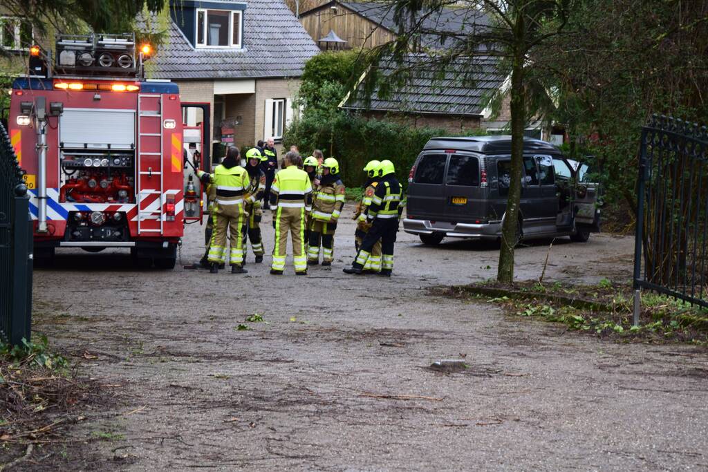 Veel rookontwikkeling onder Amerikaanse Chevy Van