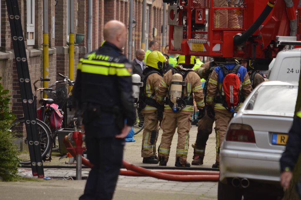 Veel rook bij brand in kelder