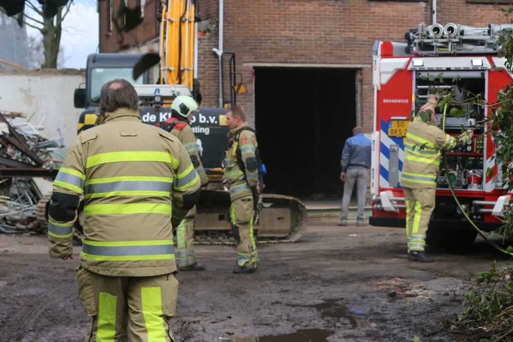 Brand tijdens werkzaamheden in voormalige Pehavee fabriek