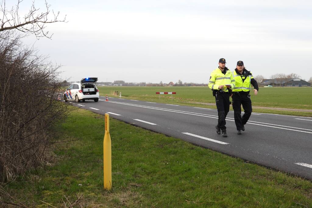 Provincialeweg dicht na aanrijding