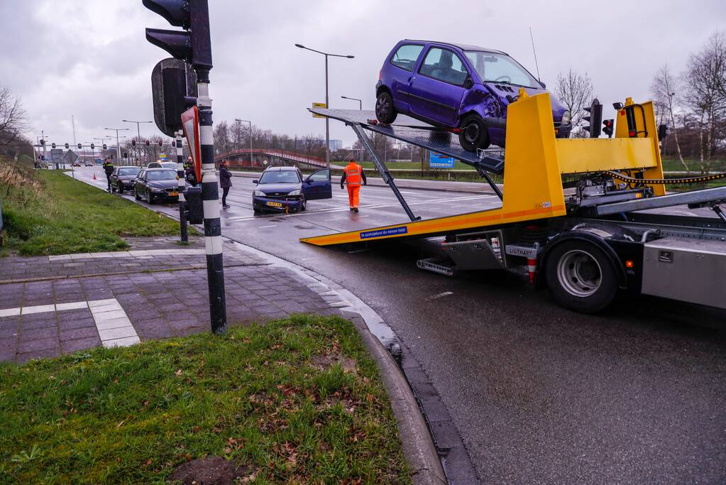 Meerdere voertuigen betrokken bij kop-staartbotsing