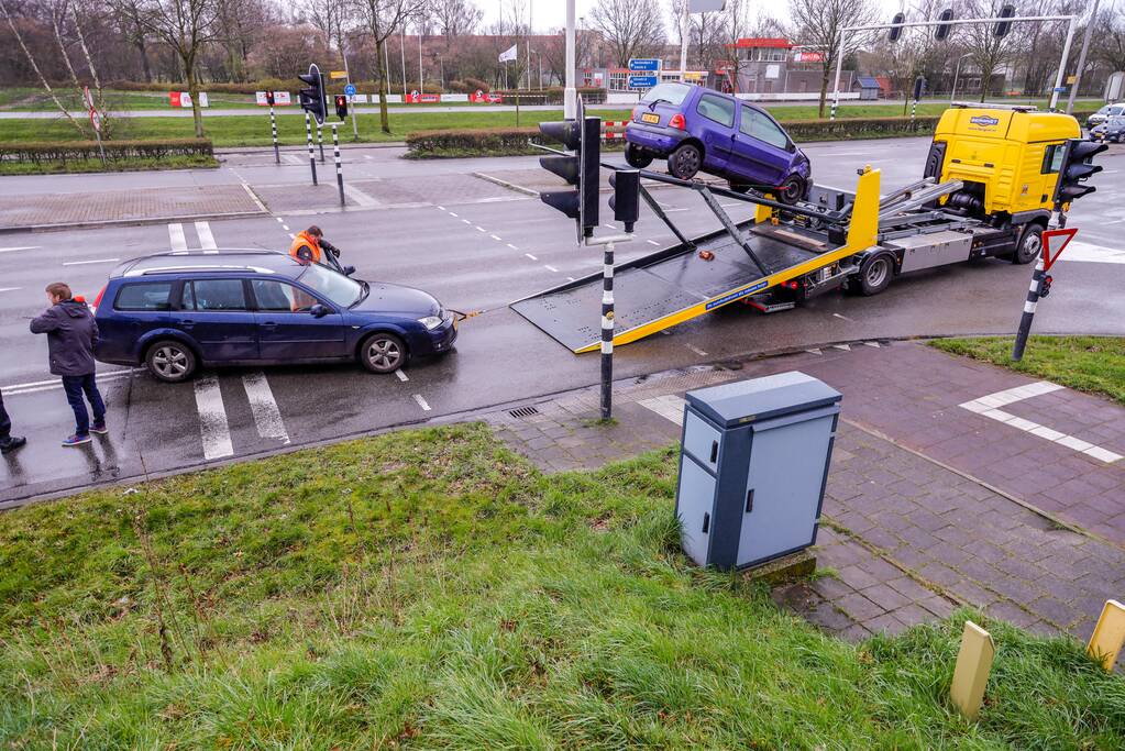 Meerdere voertuigen betrokken bij kop-staartbotsing