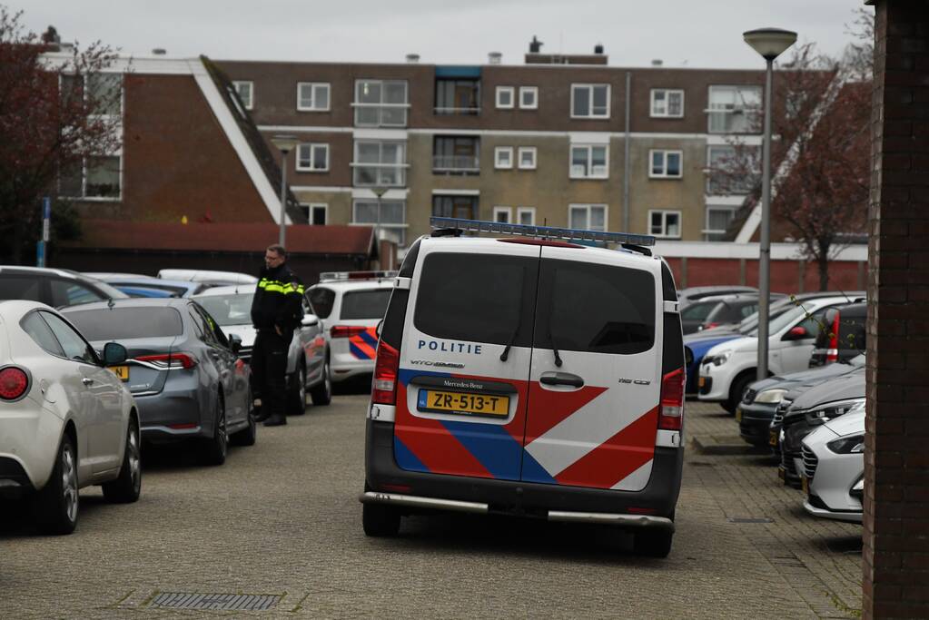 Grote politie inzet bij woning