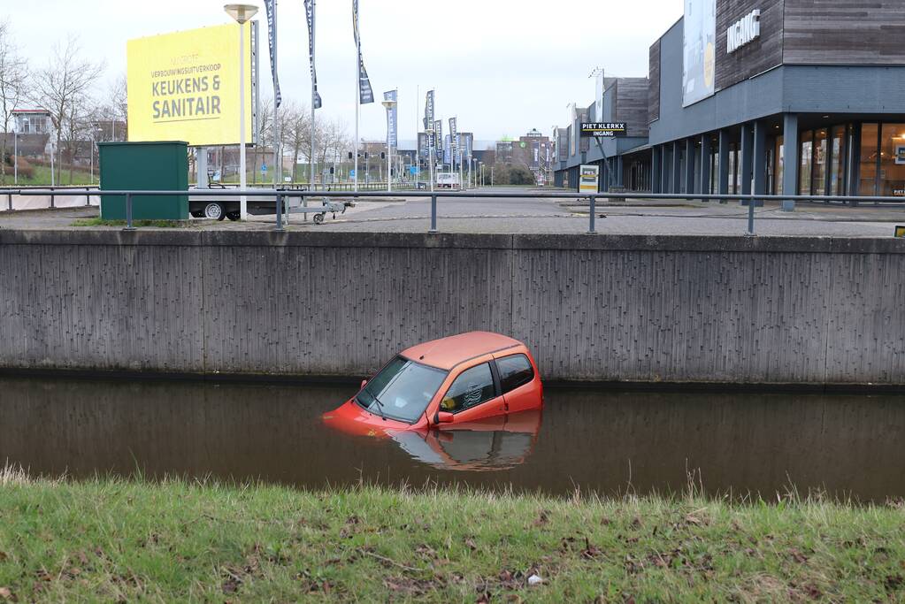 Brommobiel belandt te water voor Piet Klerkx