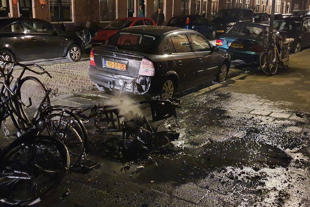 Scooter verwoest door brand