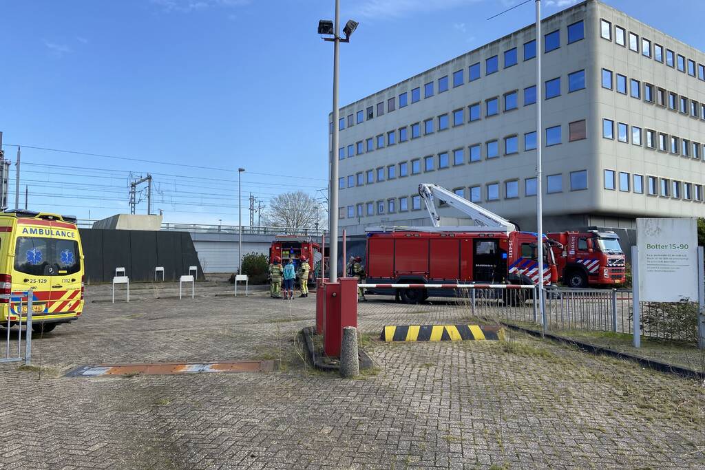 Voormalig pand Getronics Data Centre vol rook