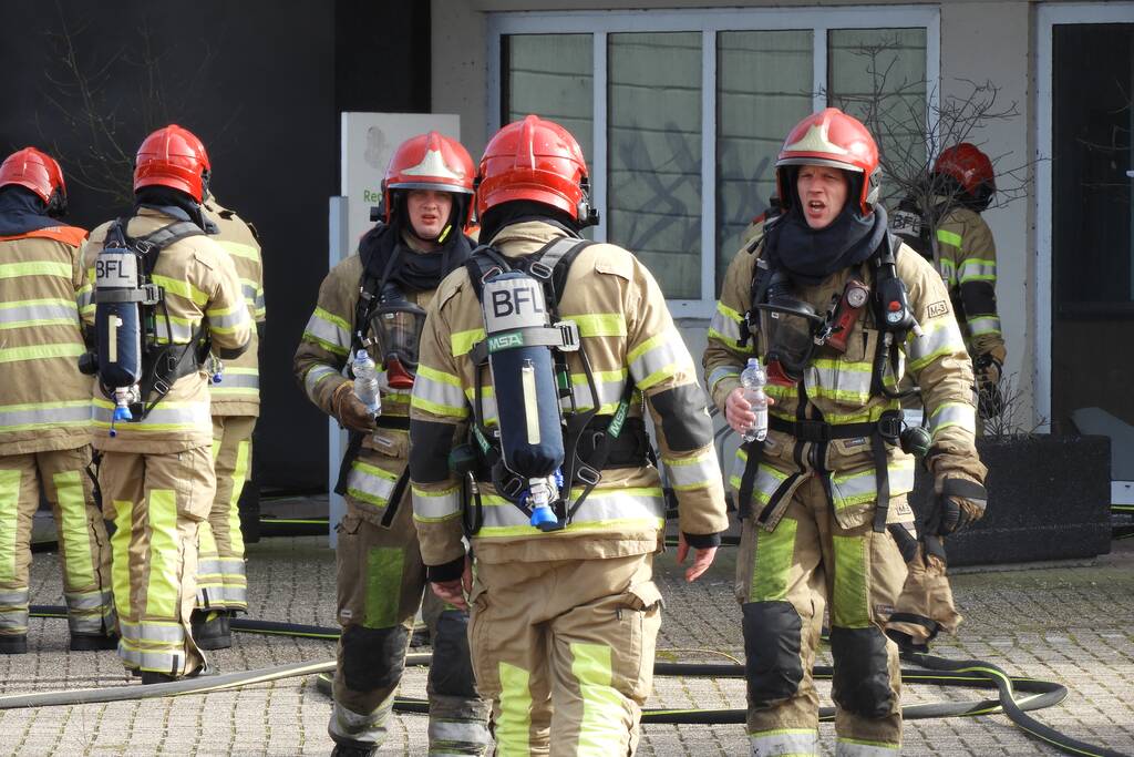 Voormalig pand Getronics Data Centre vol rook