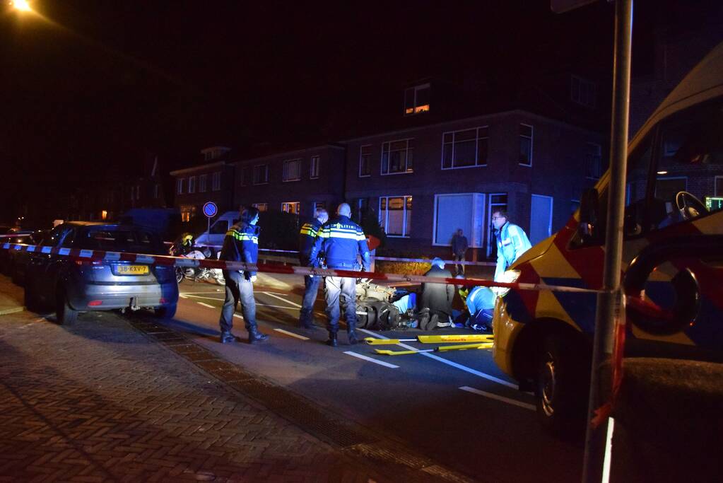 Gewonde na frontale aanrijding tussen twee scooters