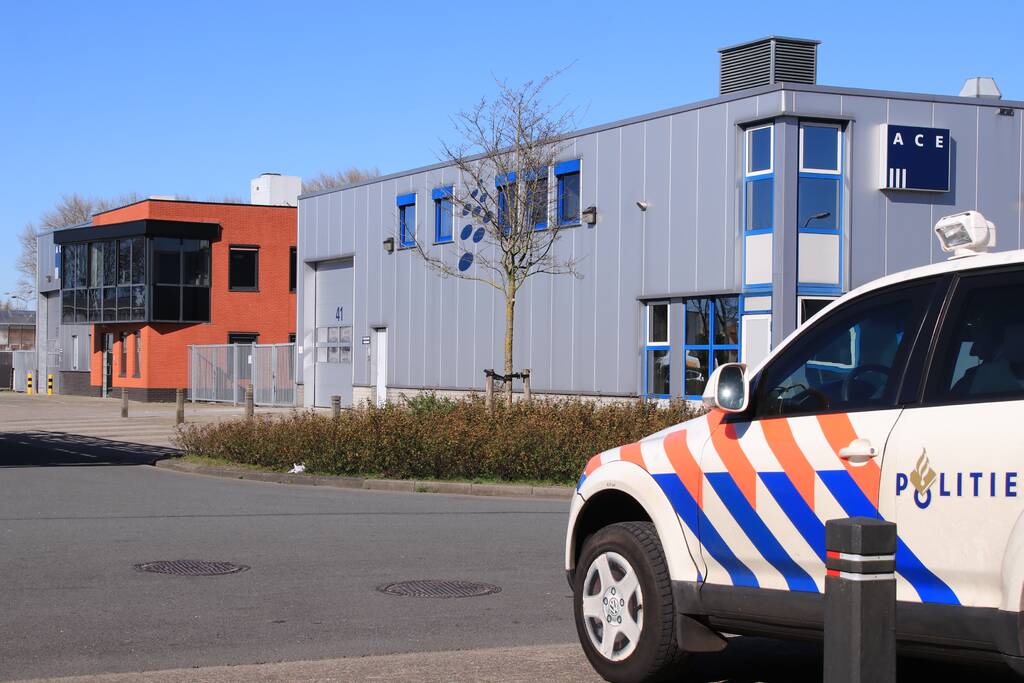 Politie bewaakt medicijnen-fabriek Ace Pharmaceuticals