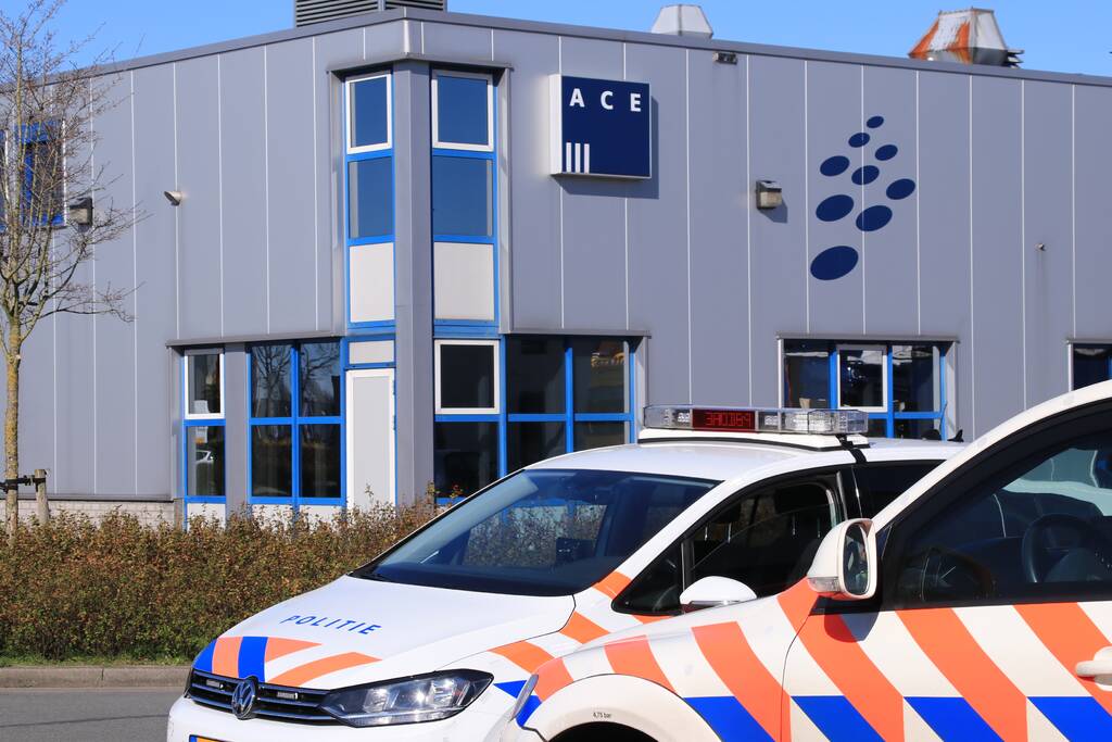 Politie bewaakt medicijnen-fabriek Ace Pharmaceuticals