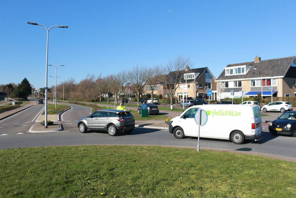 Toegangswegen richting zee op slot door coronavirus