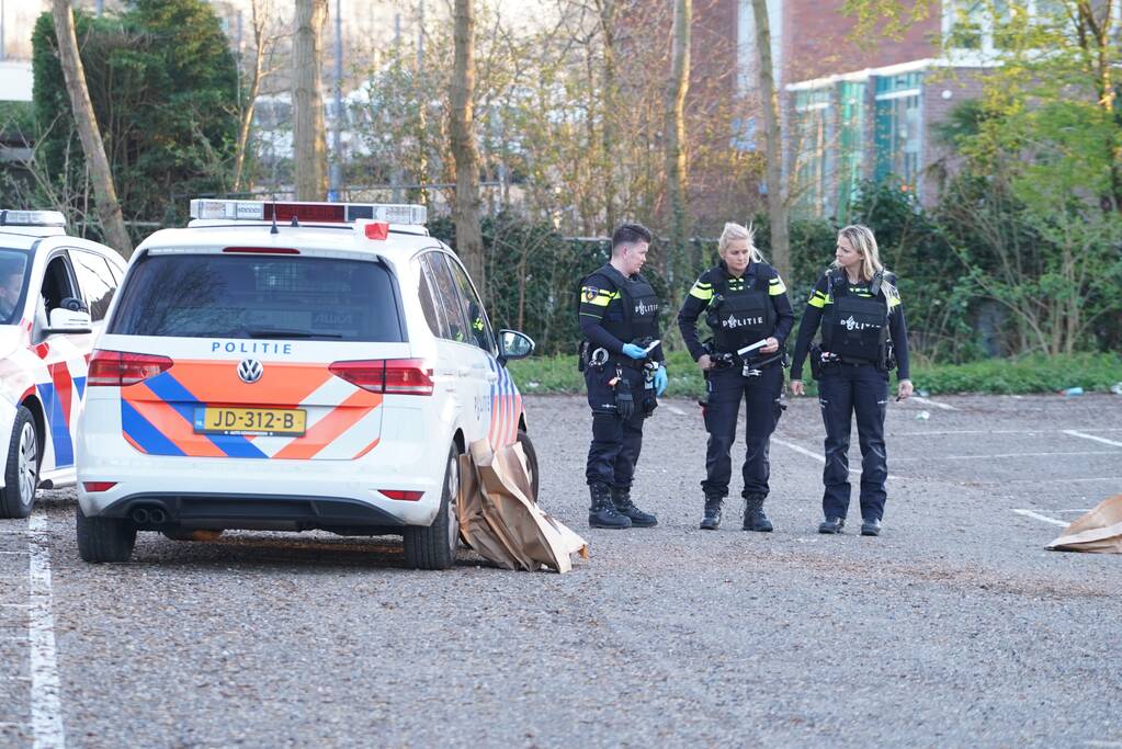 Gewonde bij schietpartij op parkeerplaats