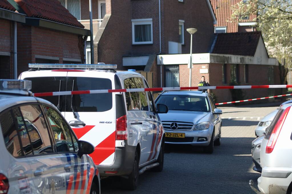 Politie lost waarschuwingsschot bij arrestatie in Waterland