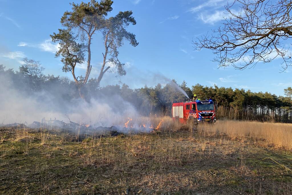 Brand op natuurterrein