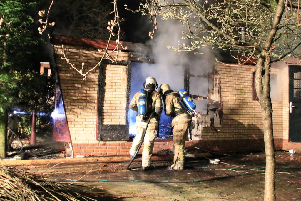 Stacaravan volledig uitgebrand