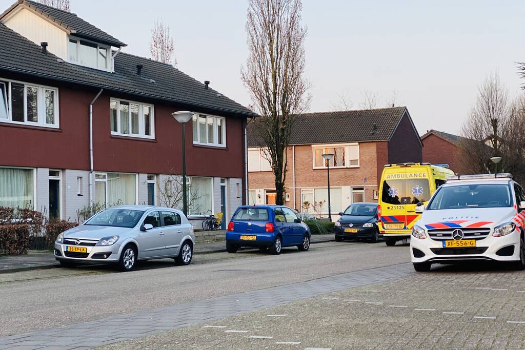 Gewonde bij steekpartij in woning