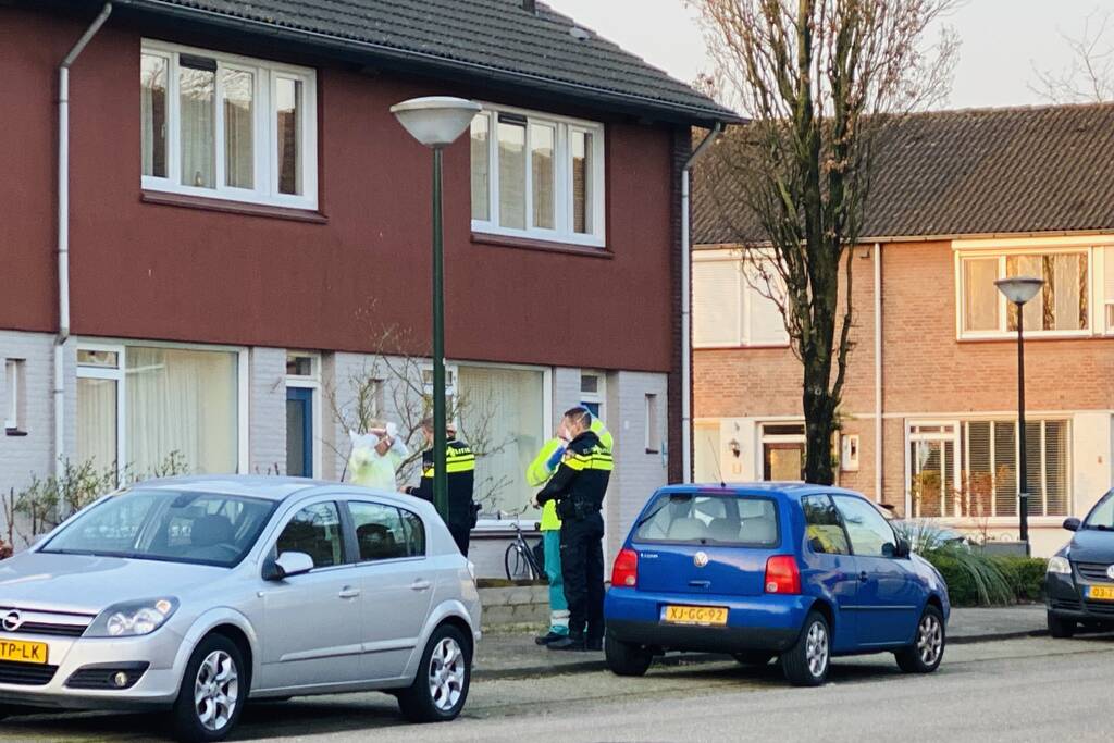 Gewonde bij steekpartij in woning