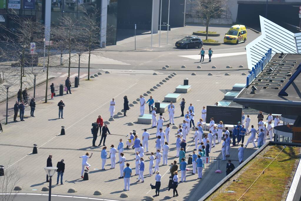 Eerbetoon aan zorgmedewerkers LUMC