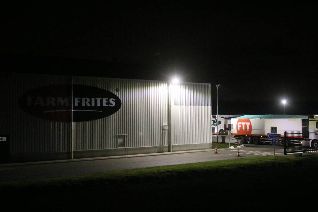 Meerdere personen nagekeken na vloeistoflekkage bij Farm Frites