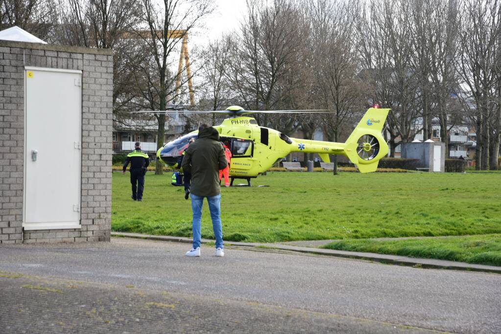 Persoon gereanimeerd na val in water