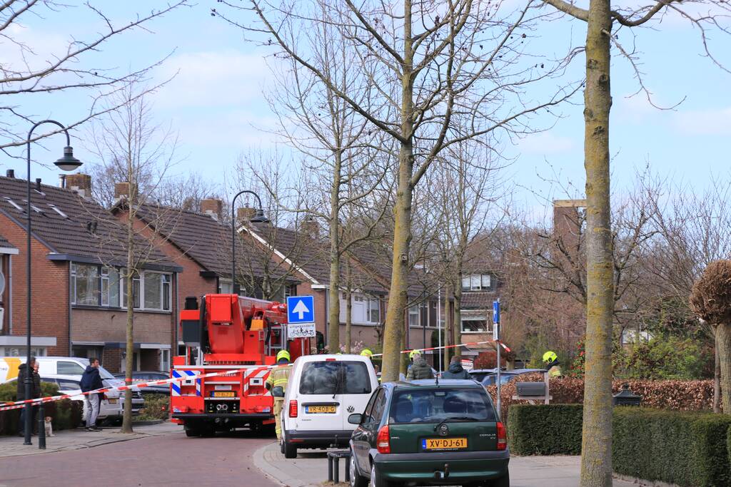 Deel van dakkapel losgewaaid