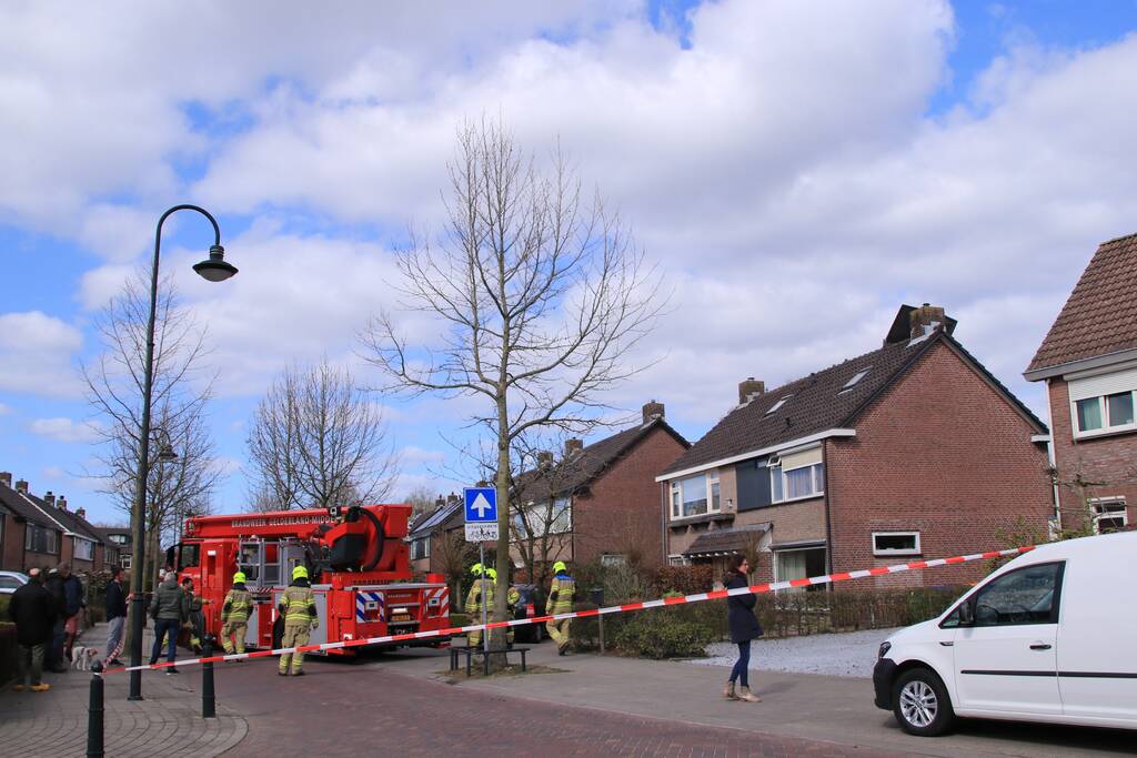 Deel van dakkapel losgewaaid