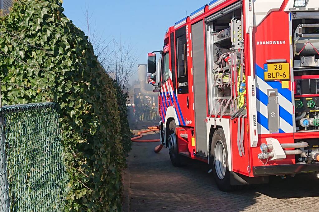 Brand in bedrijfspand Snijcon op industrieterrein Remmerden