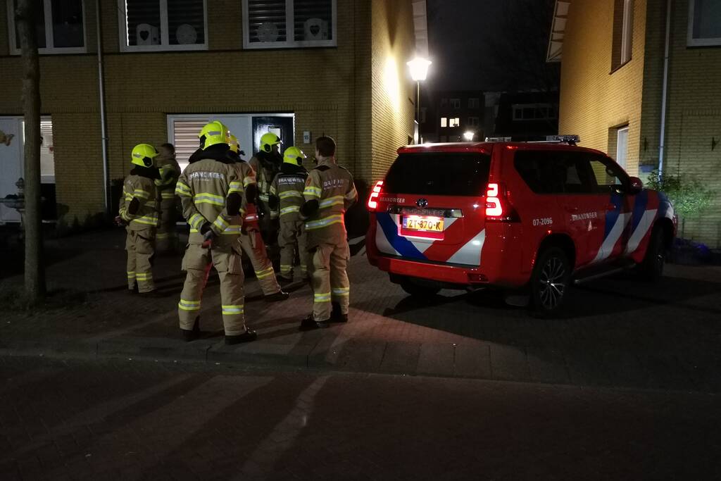 Acht woningen ontruimd na scheuren in de muren