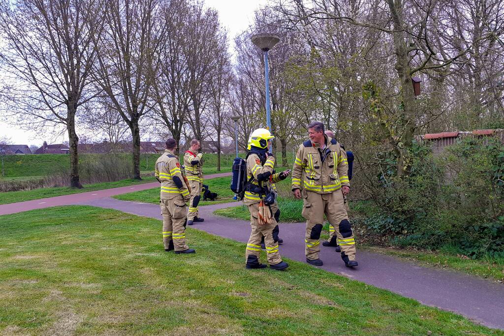 Man gewond bij brand in woning