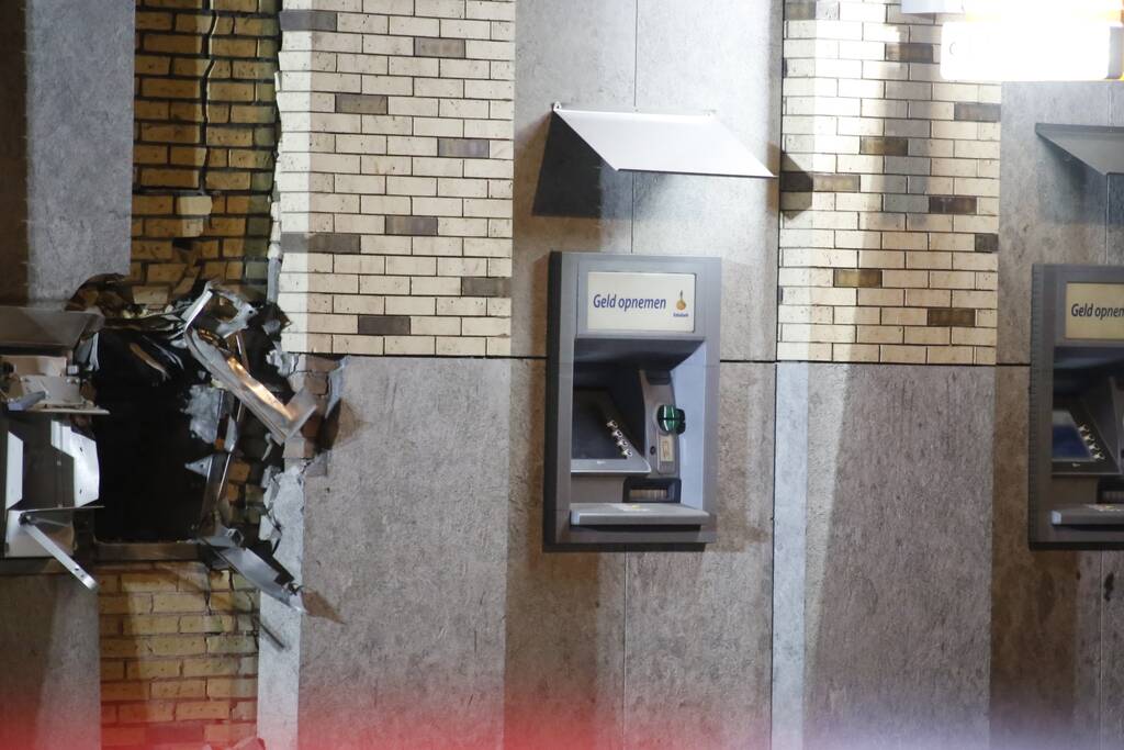 Stortautomaat Rabobank opgeblazen