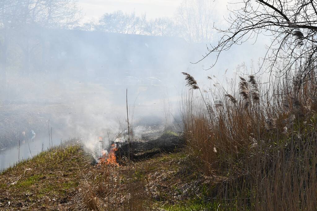 Buitenbrand op Industrieterrein Kickersbloem